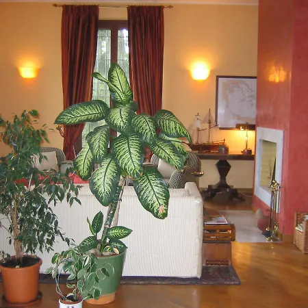 Arabella Bed & Breakfast *