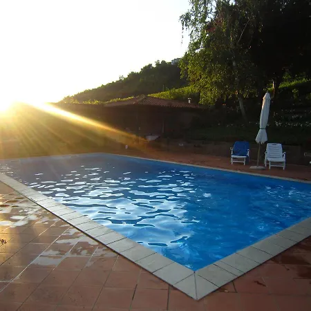 Arabella Bed & Breakfast *